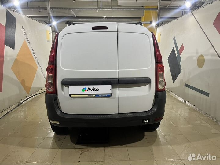 LADA Largus 1.6 МТ, 2017, 327 115 км