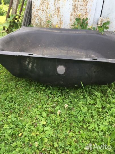 Поддон в багажник