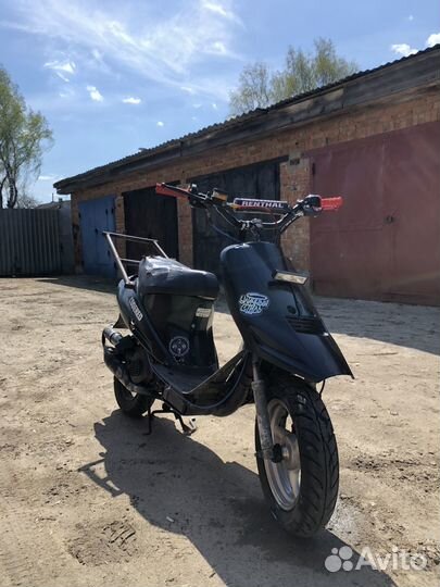 Suzuki address v50