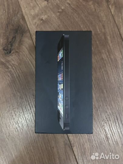 Коробка от iPhone 5