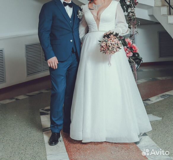 Свадебное платье