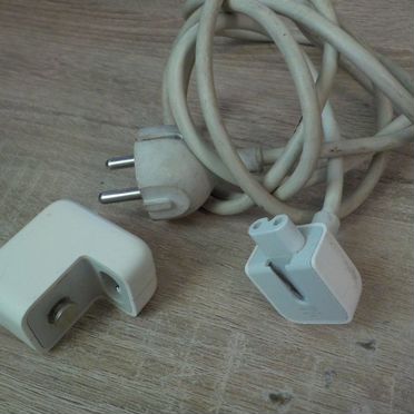 Кабель питания 220V Macbook Z622-0168