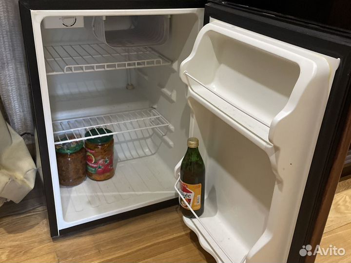 Холодильник shivaki бу