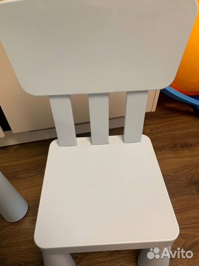 Детский стол и стулья икея