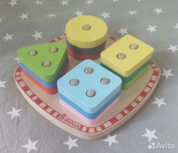 Пирамидка-сортер