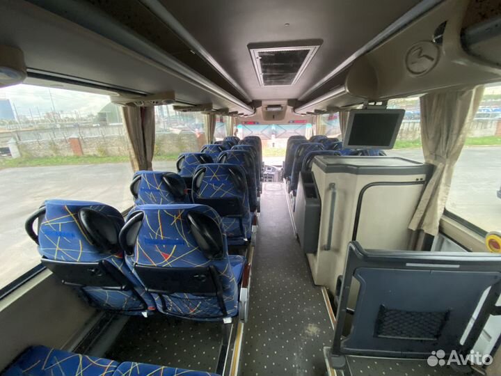 Туристический автобус King Long XMQ6129Y, 2013