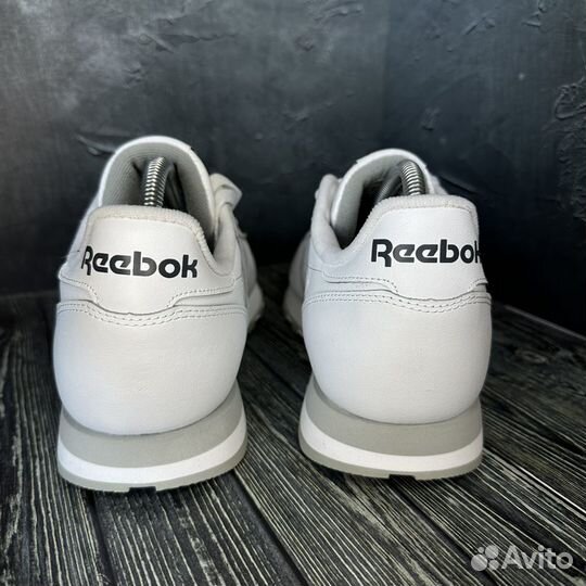 Reebok Classic Leather 2214 9uk/43eur