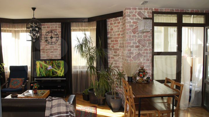 2-к. квартира, 70,4 м², 13/16 эт.