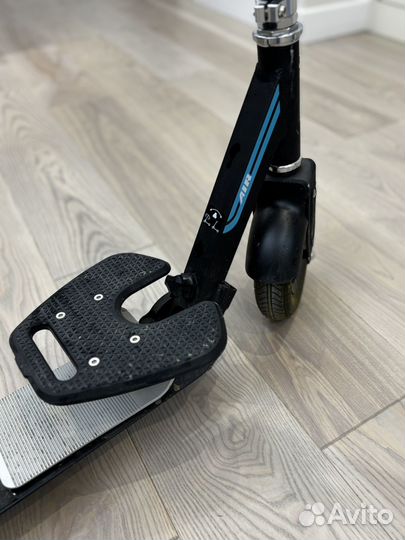 Самокат razor