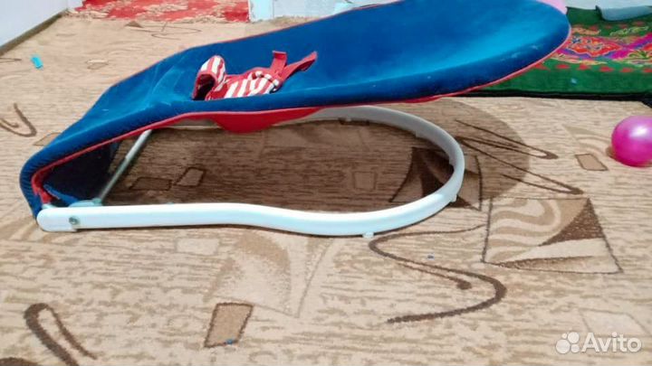 Шезлонг детский