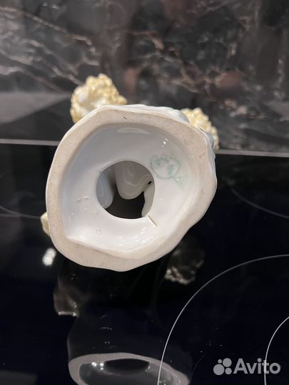 Статуэтка Девушка со снопами Рига