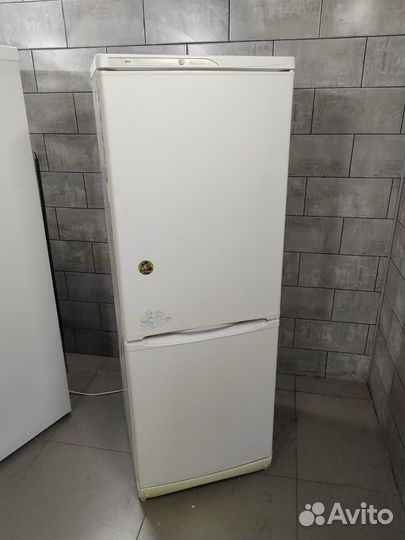 Холодильник Stinol двухкамерный