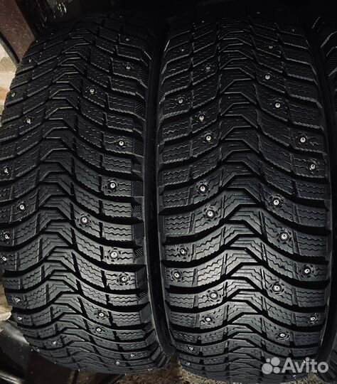 Michelin Latitude X-Ice North 3 215/60 R17 100T