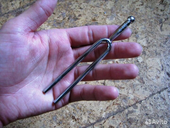 Новый камертон А440 для настройки