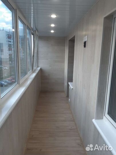 Обшивка балконов и остекление