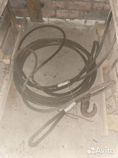 Трос стальной (буксировочный) диаметр - 25 мм