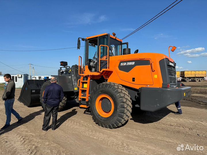 Фронтальный погрузчик DOOSAN SD380, 2023