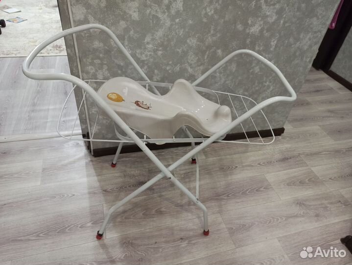 Подставка на ванну