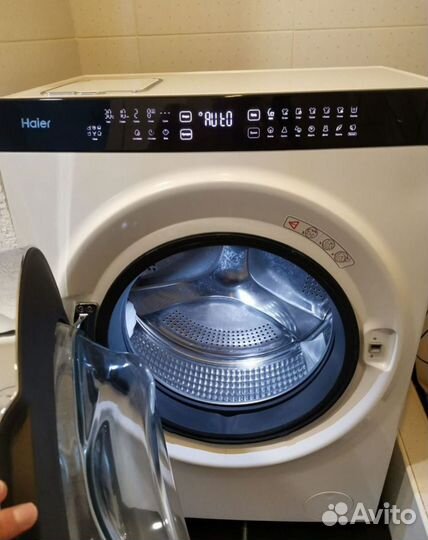 Стирaльная машина с сушкой Hаier