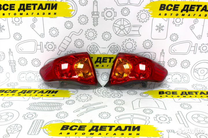 Фонарь задний Toyota Corolla 150 06-10