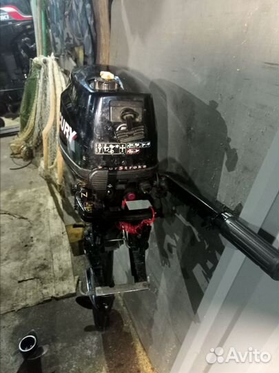 Лодочный мотор