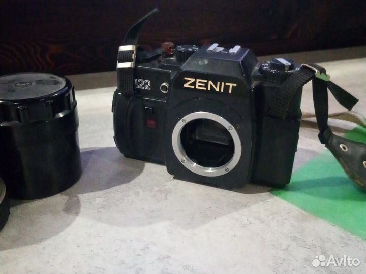 Пленочный фотоаппарат зенит 122