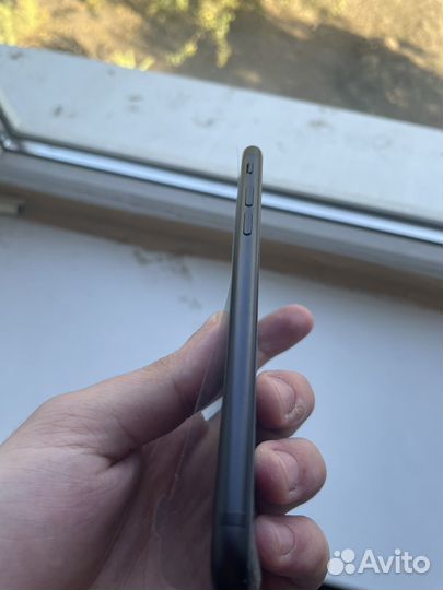 iPhone 7, 32 ГБ