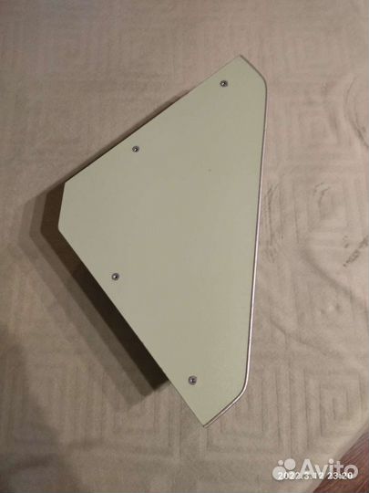 Полочка угловая