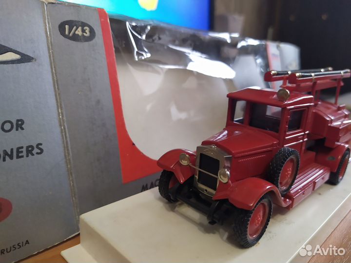 Модель 1/43 зис-5 пмз- 3