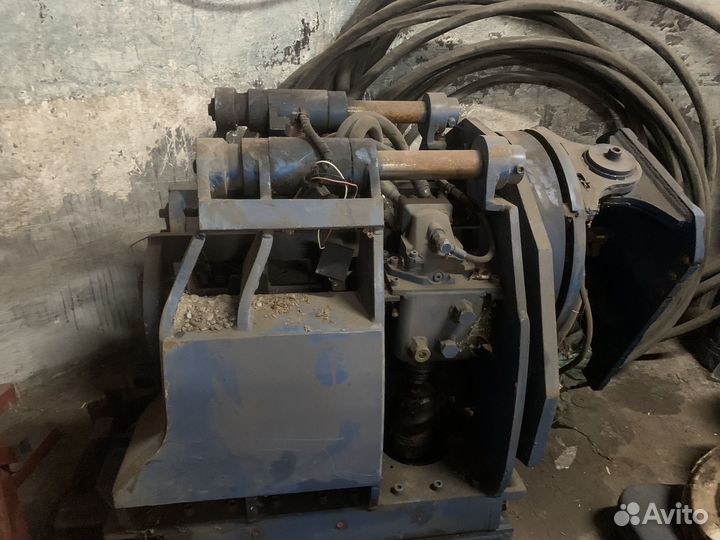 Вибропогружатели шпунта