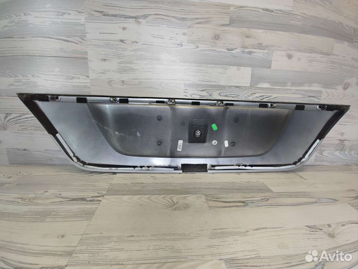 Накладка крышки багажника W211 рестайлинг
