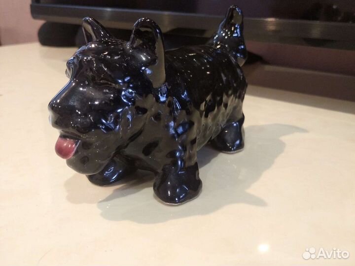 Статуэтка Конаково зик СССР Собака Манюня