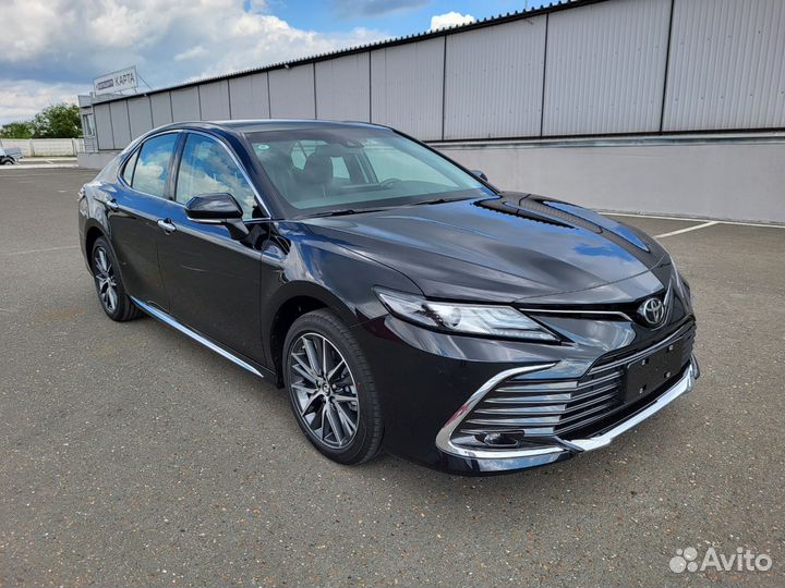 Toyota Camry, 2023