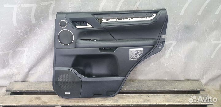 Обшивка правой задней двери Lexus LX 3 (LX 570) 15