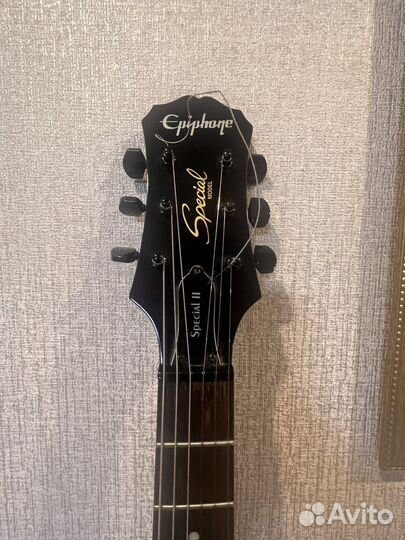 Электро гитара
