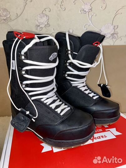 Сноубордические ботинки Vans 41 размер