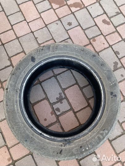 Kumho Ecsta HS51 215/55 R17