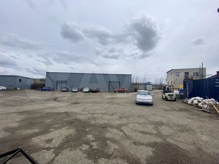 Производство, 5600 м²