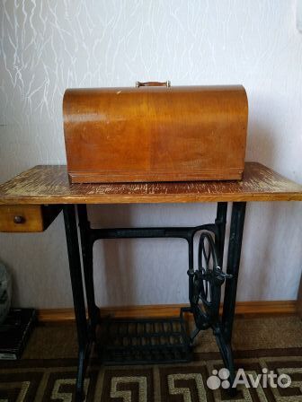 Швейная машина