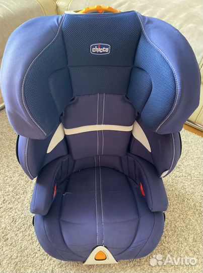 Автомобильное кресло детское Chicco 15-36