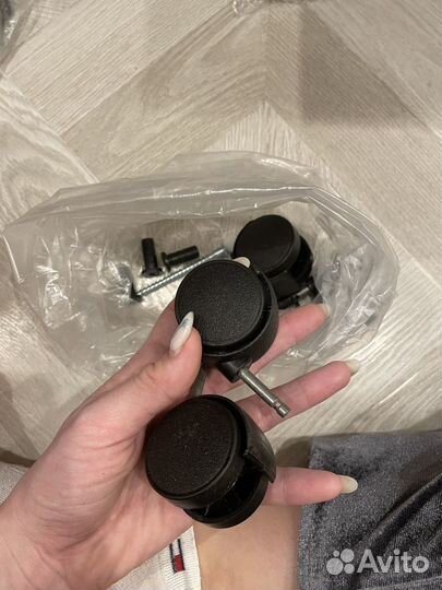 Колеса для детской кроватки 4 шт новые