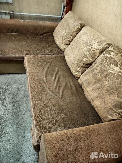 Угловой диван