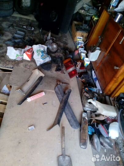 Капот сиера купе Ford Sierra