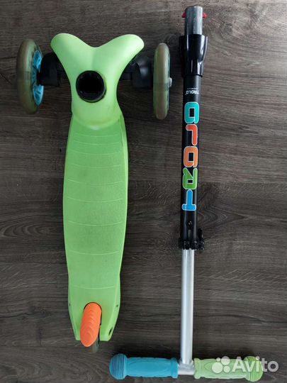 Самокат Trolo Mini трехколесный. Светящиеся колеса