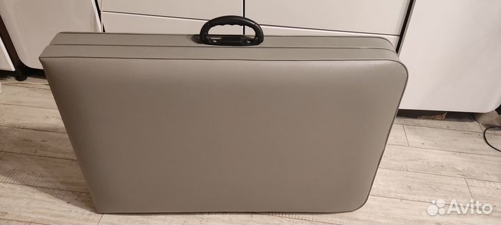 Кушетка массажная складная