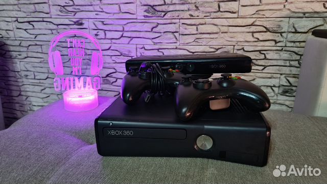 Xbox 360s 40 игр полный комплект