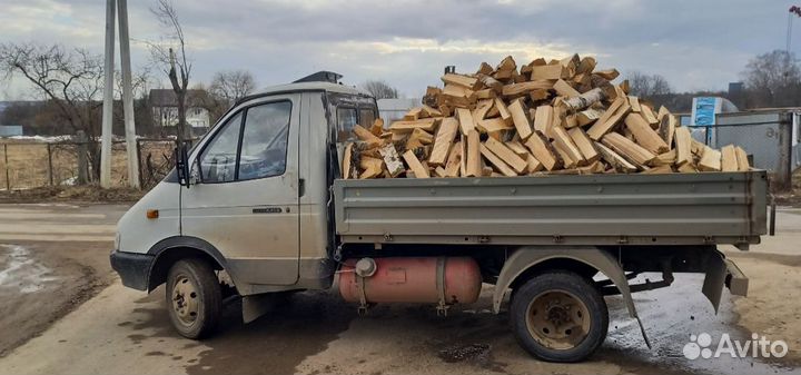 Щебень перегной земля чернозем дрова навоз грунт