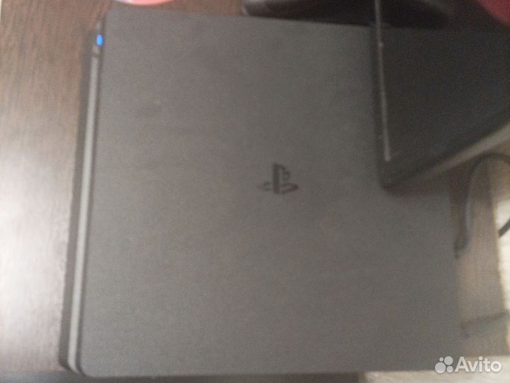 Sony PS4 slim