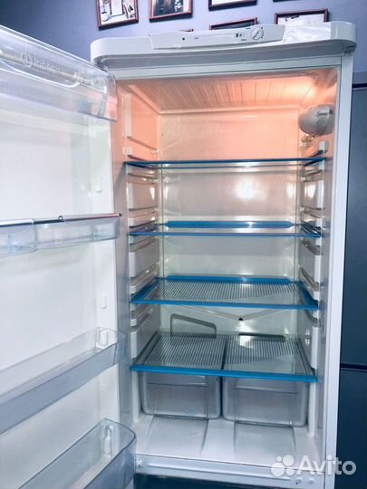 Холодильник Indesit бу гарантия доставка