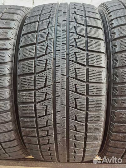 Bridgestone Blizzak Revo2 225/50 R17 97H